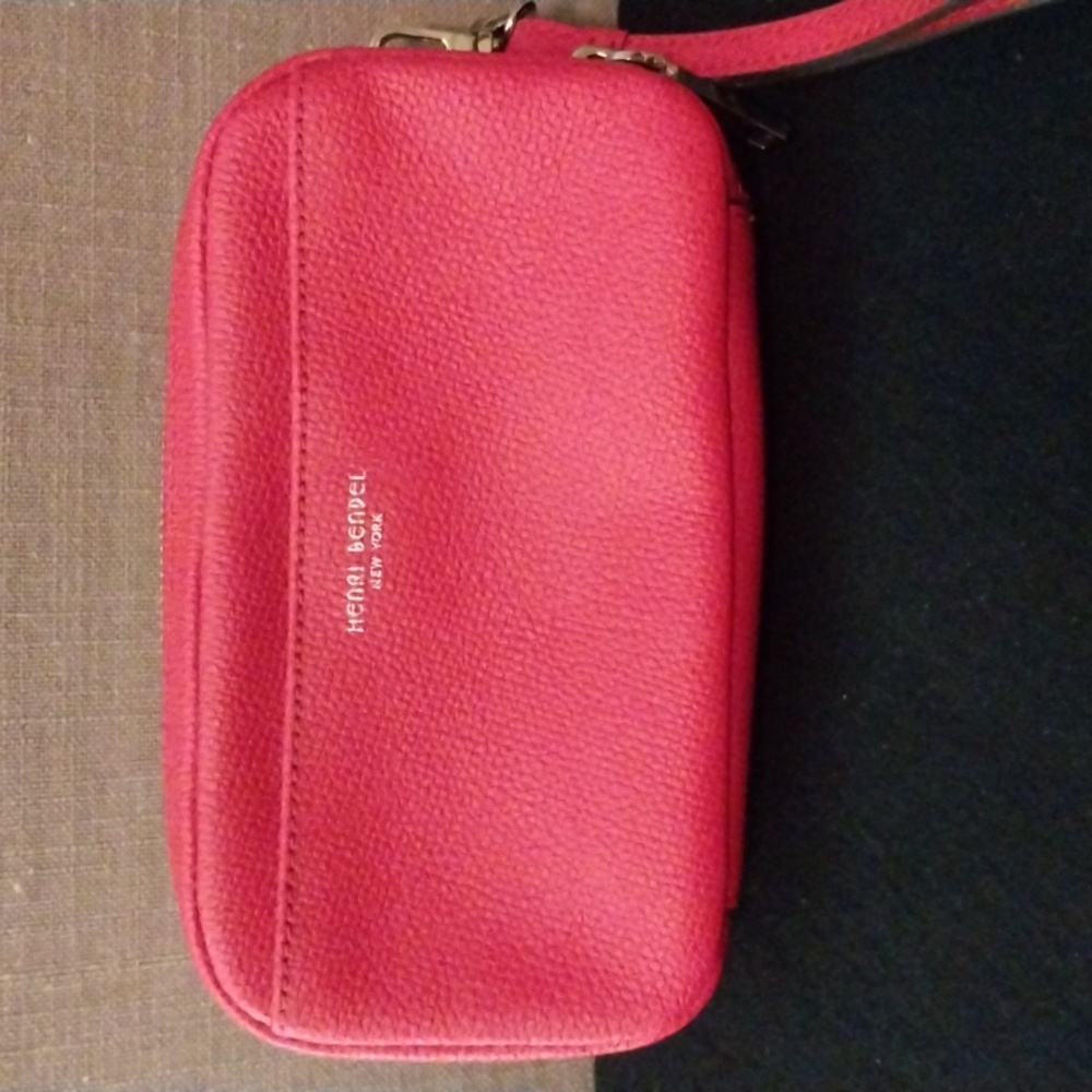 Henri Bendel Wristlet